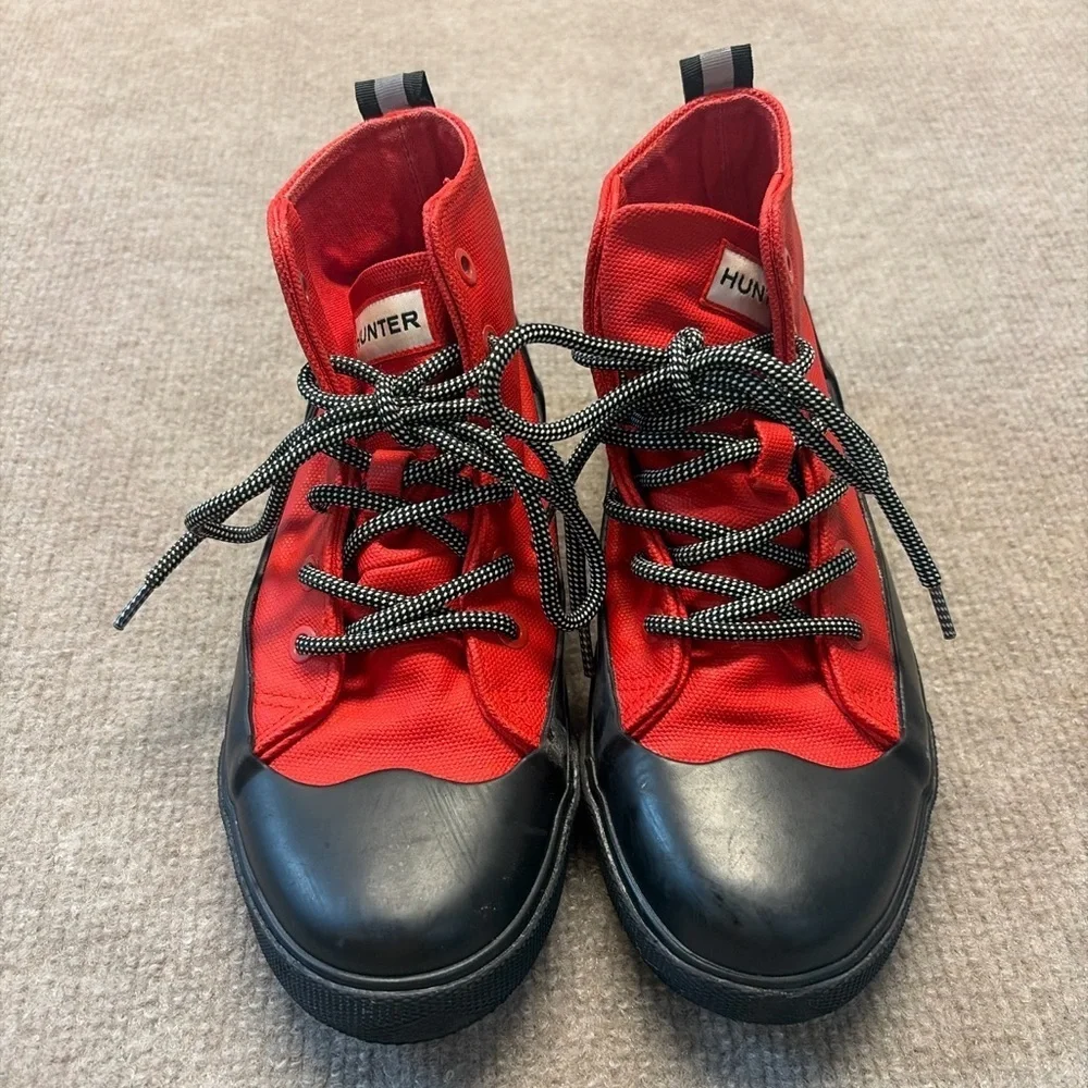 Hunter Red Waterproof Lace Up Boots Youth Size 3